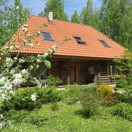Guest House Leveri Valgalciems Buitenkant foto
